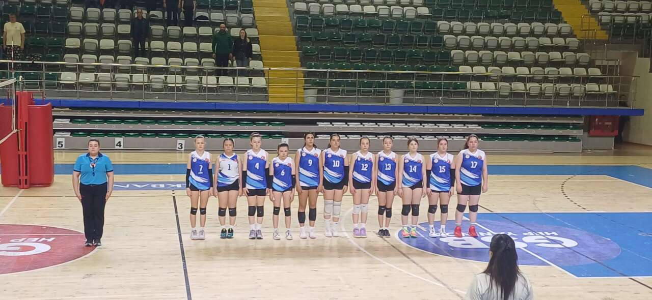 Muğlaspor Küçük Kızlar Voleybol Takımı Gelişim Ligi’ne Galibiyetle Başladı 2